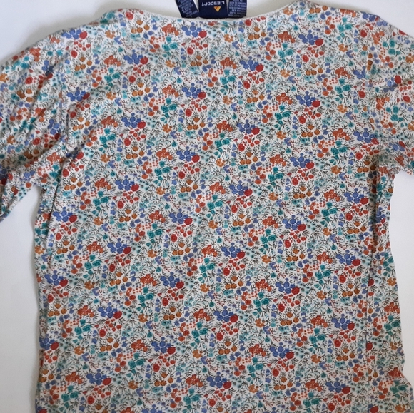 Lizsport Large Long Sleeved Floral Shirt - Picture 5 of 5